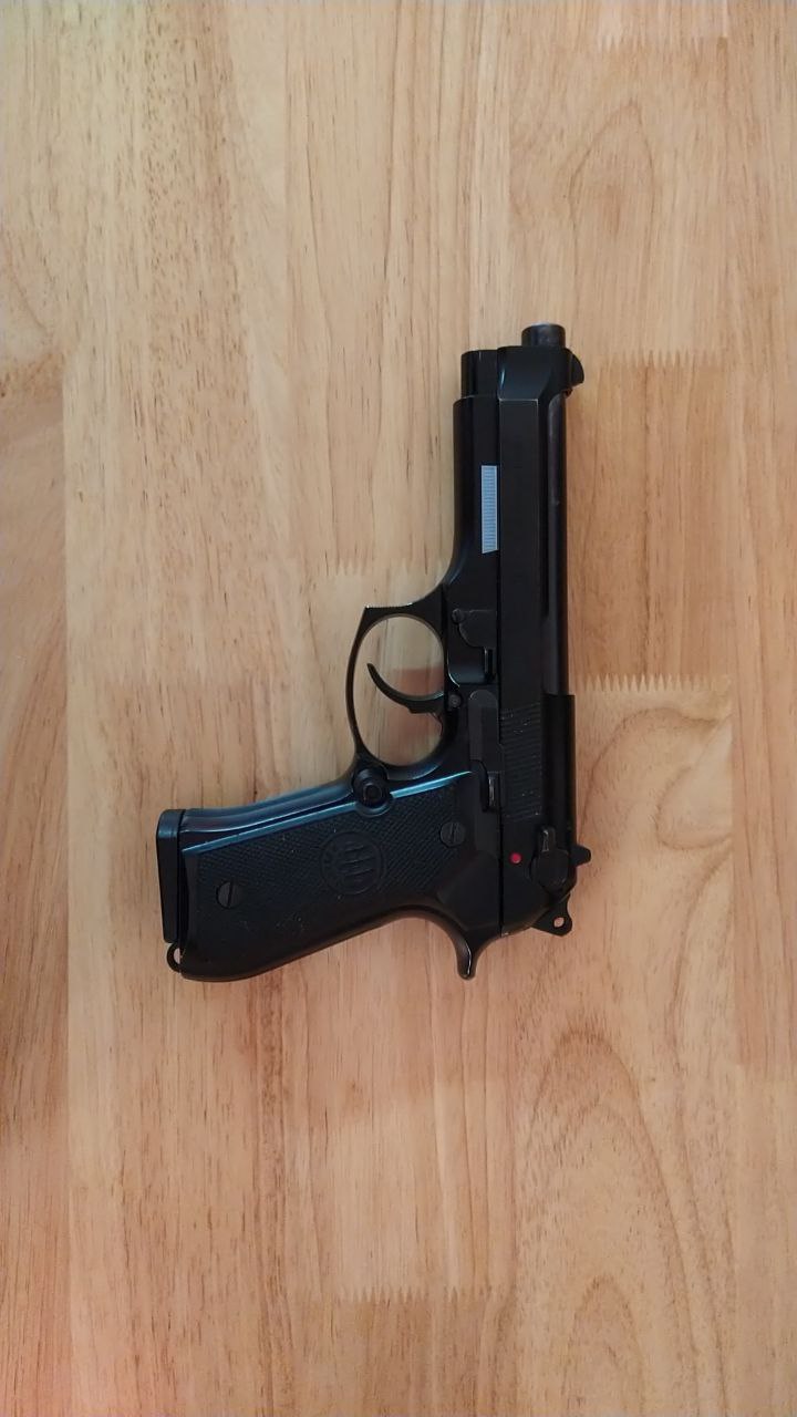 Pistool Beretta